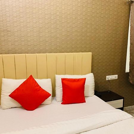 Hotel Kewal Palace Varanasi Eksteriør billede