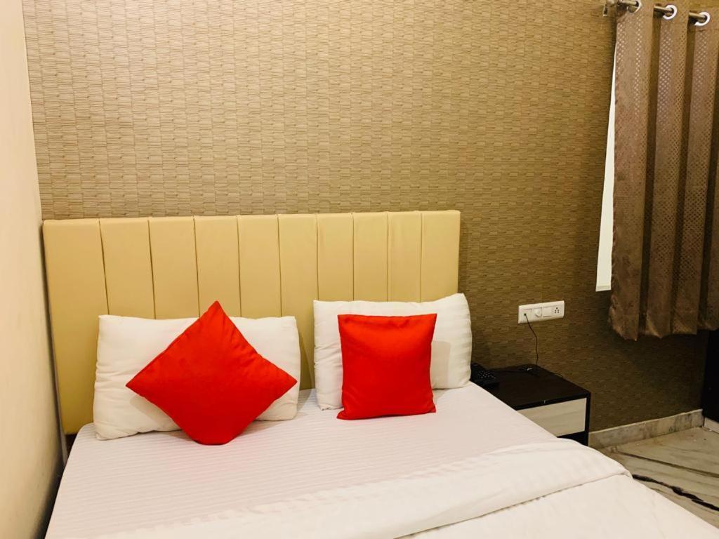 Hotel Kewal Palace Varanasi Eksteriør billede