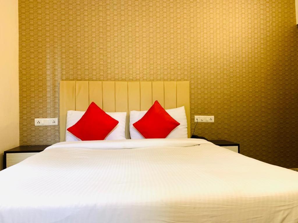 Hotel Kewal Palace Varanasi Eksteriør billede
